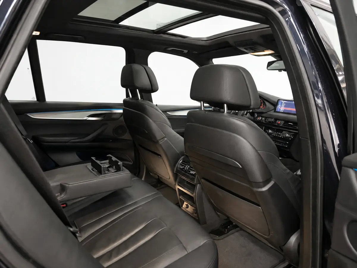 XDrive40d High Executive - Pano - Camera -