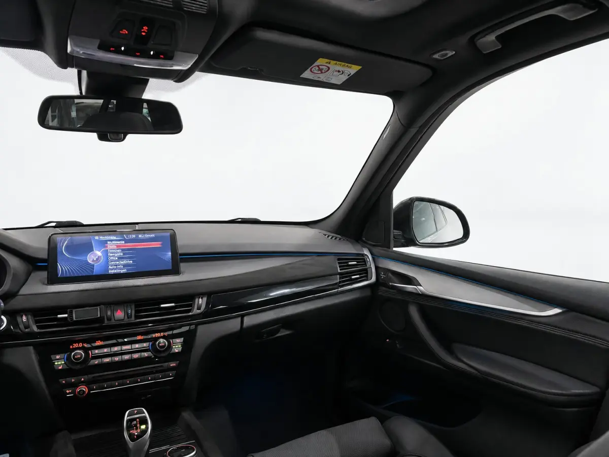 XDrive40d High Executive - Pano - Camera -
