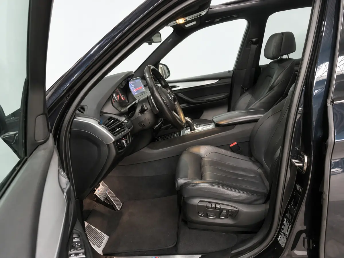 XDrive40d High Executive - Pano - Camera -