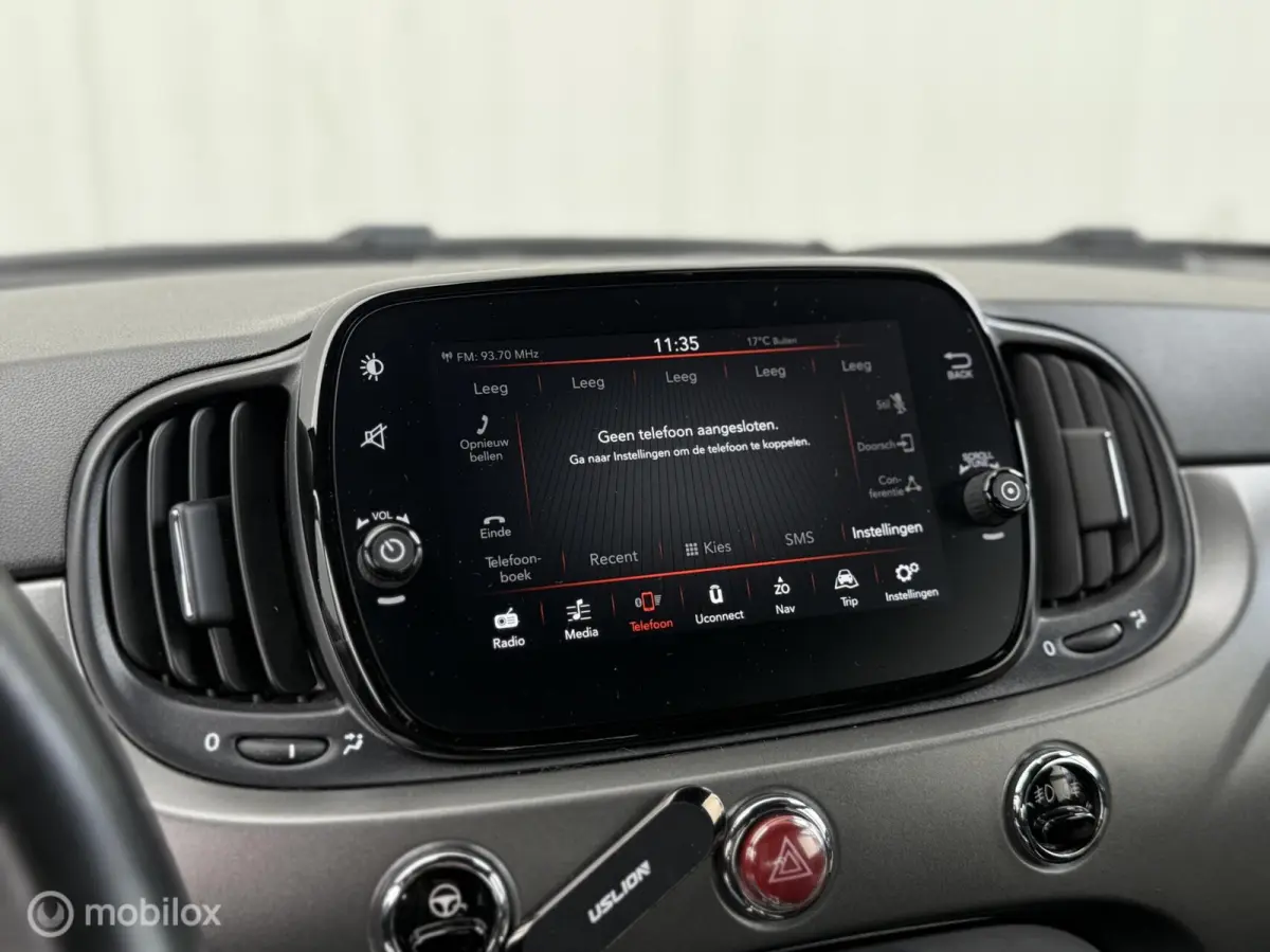 1.2 Sport Cruise 1e eig White Details CarPlay Smoke