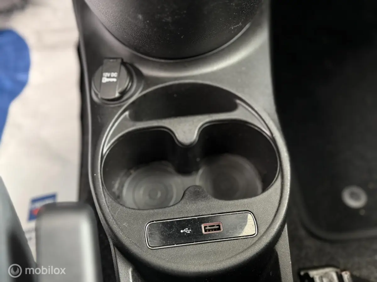 1.2 Sport Cruise 1e eig White Details CarPlay Smoke