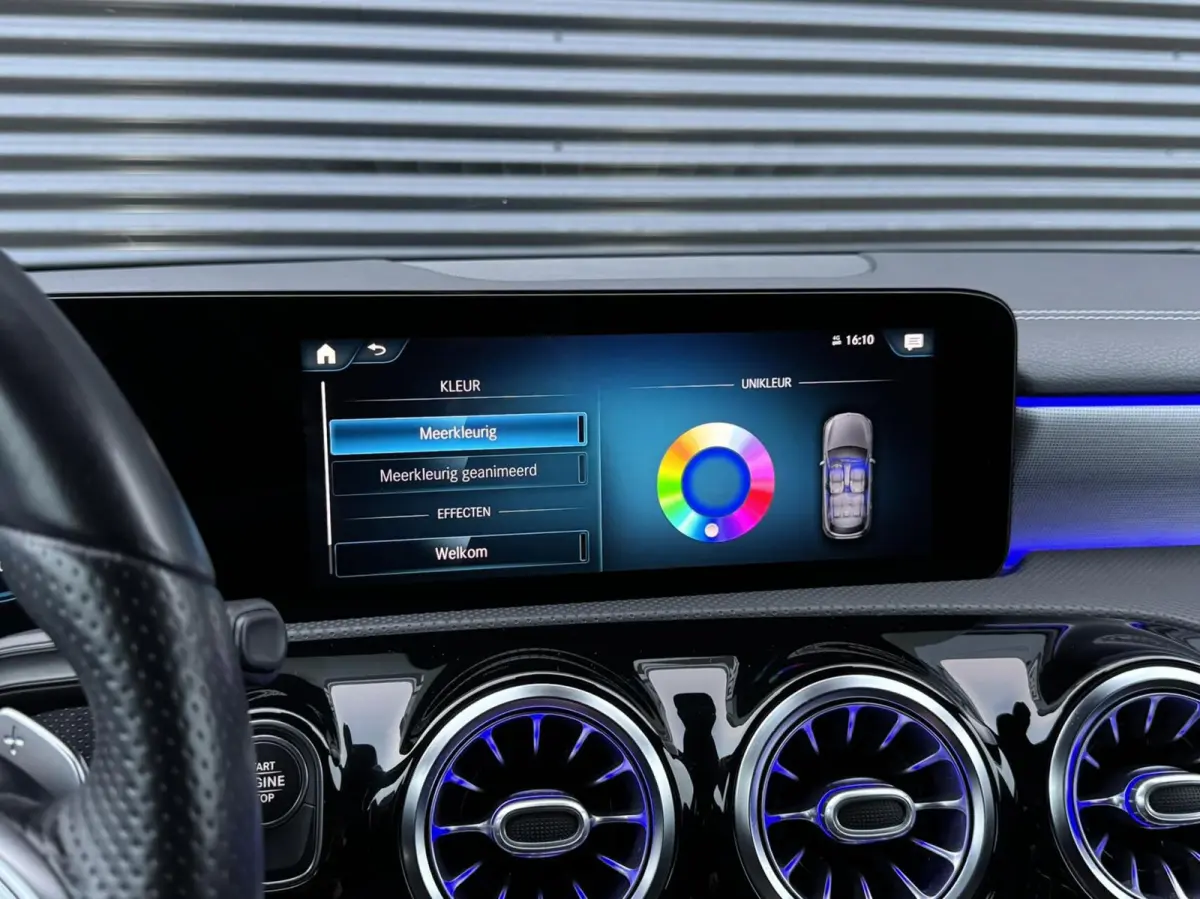 250 e AMG|Ambient Lights|Widescreen|CarPlay|Etc