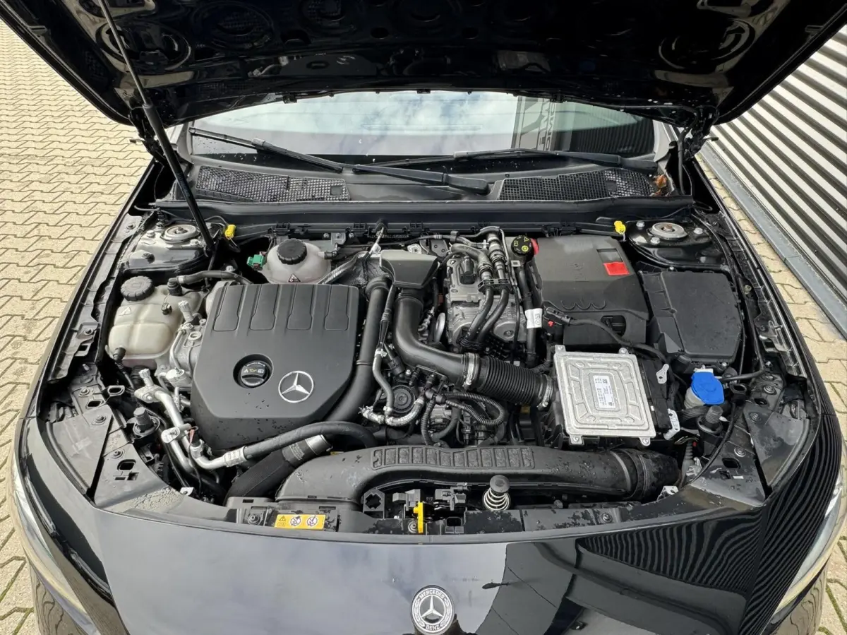 250 e AMG|Ambient Lights|Widescreen|CarPlay|Etc