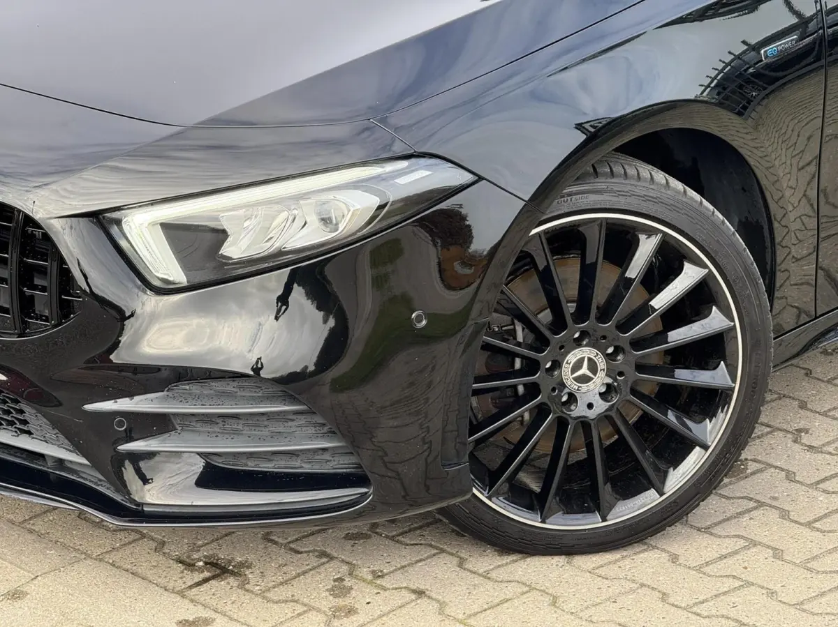 250 e AMG|Ambient Lights|Widescreen|CarPlay|Etc
