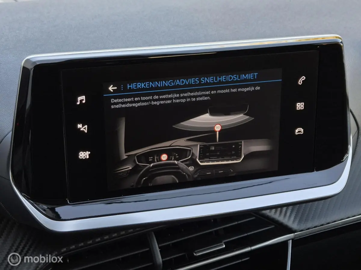 1.2 PURETECH STYLE/FULL LED/CARPLAY/PDC/16''LMV