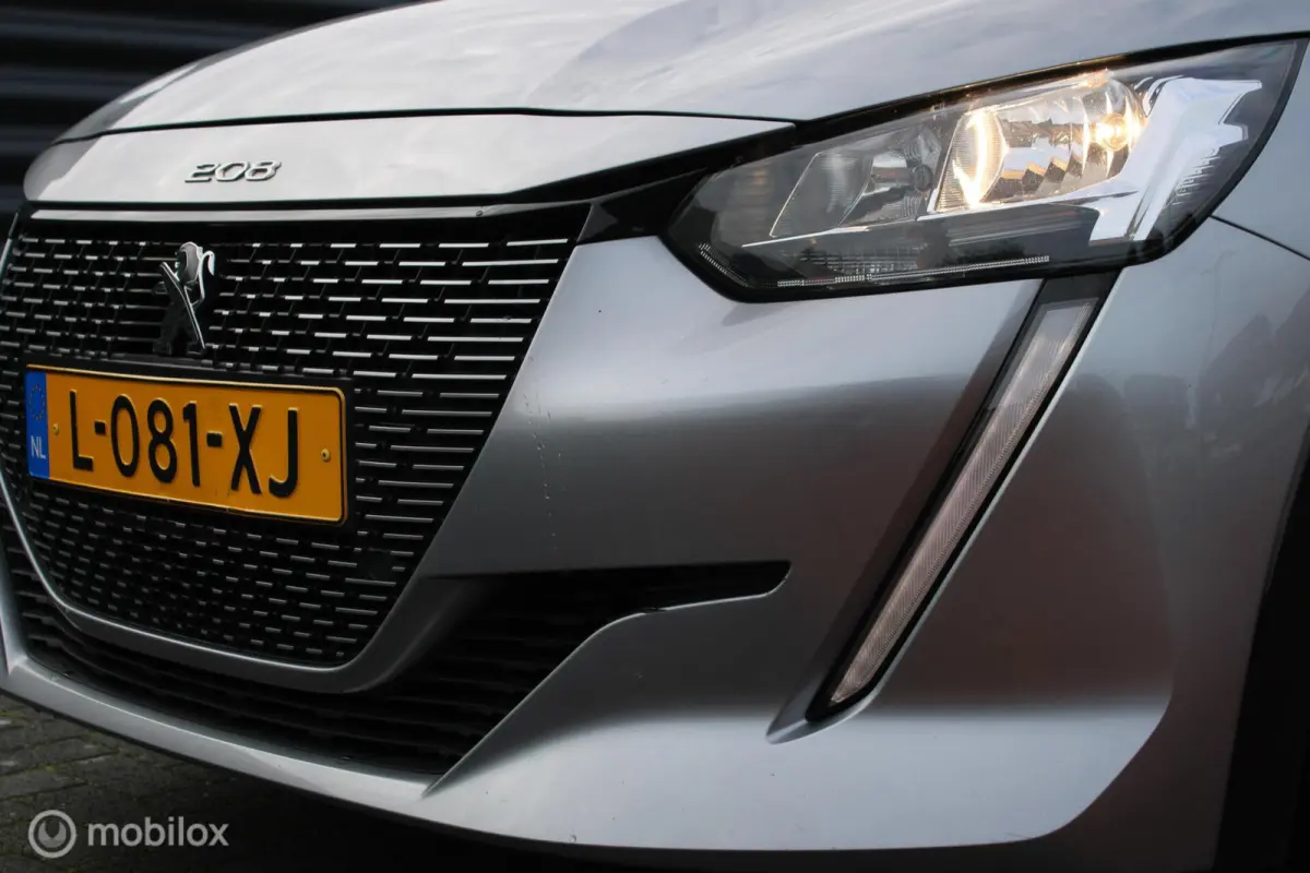 EV Active 50 kWh, 3- fasen, Navigatie, App connect, Cruise, Clima, 4 bijna nieuwe All season banden