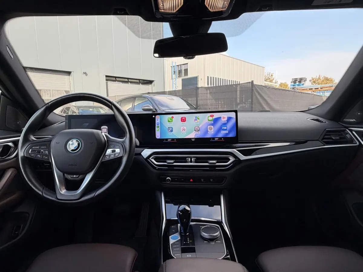 eDrive40 High Executive 84 kWh - Harman/Kardon - Leer