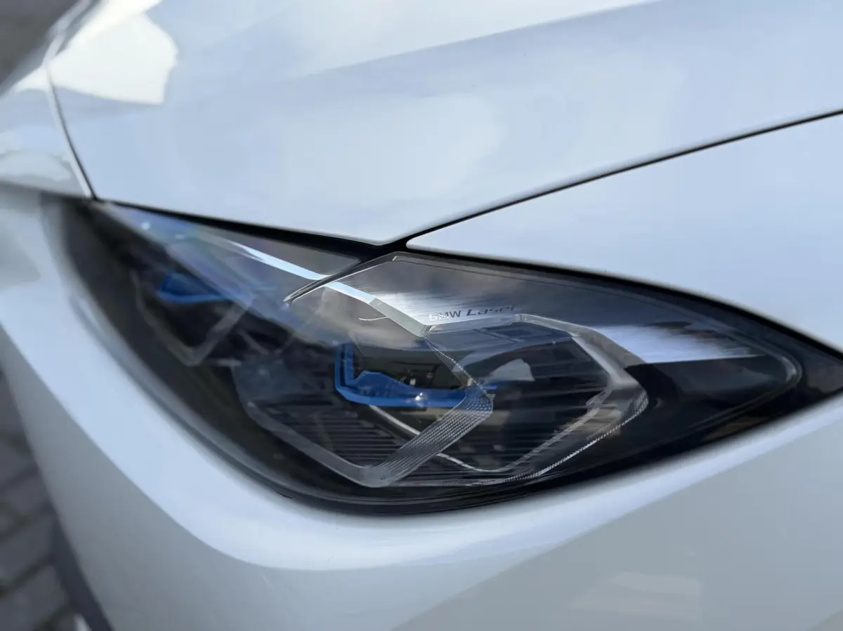 eDrive40 High Executive 84 kWh - Harman/Kardon - Leer