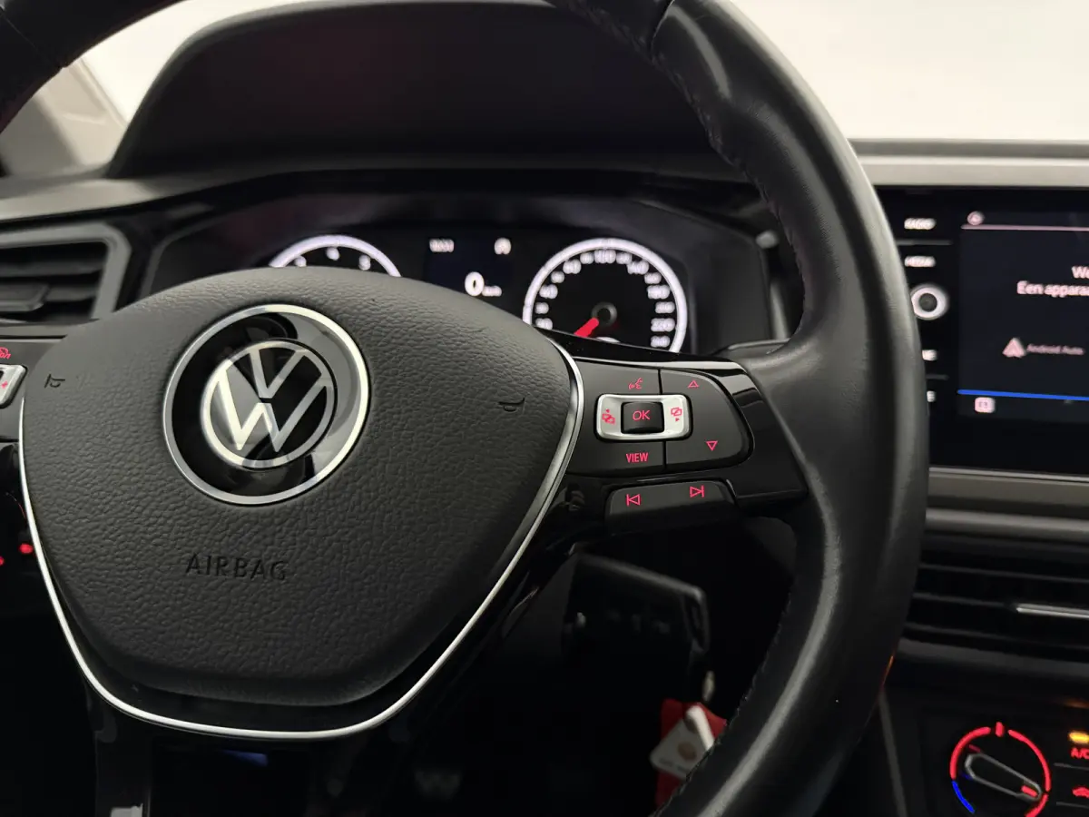 1.0 TSI R-Line | Cruise | Carplay | Airco | LED | Parkeersens. | NAP