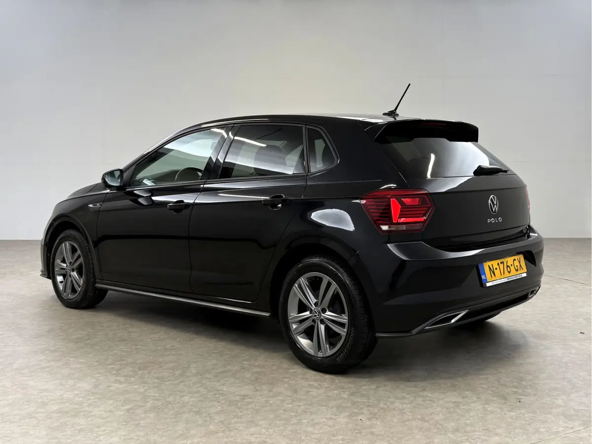 1.0 TSI R-Line | Cruise | Carplay | Airco | LED | Parkeersens. | NAP