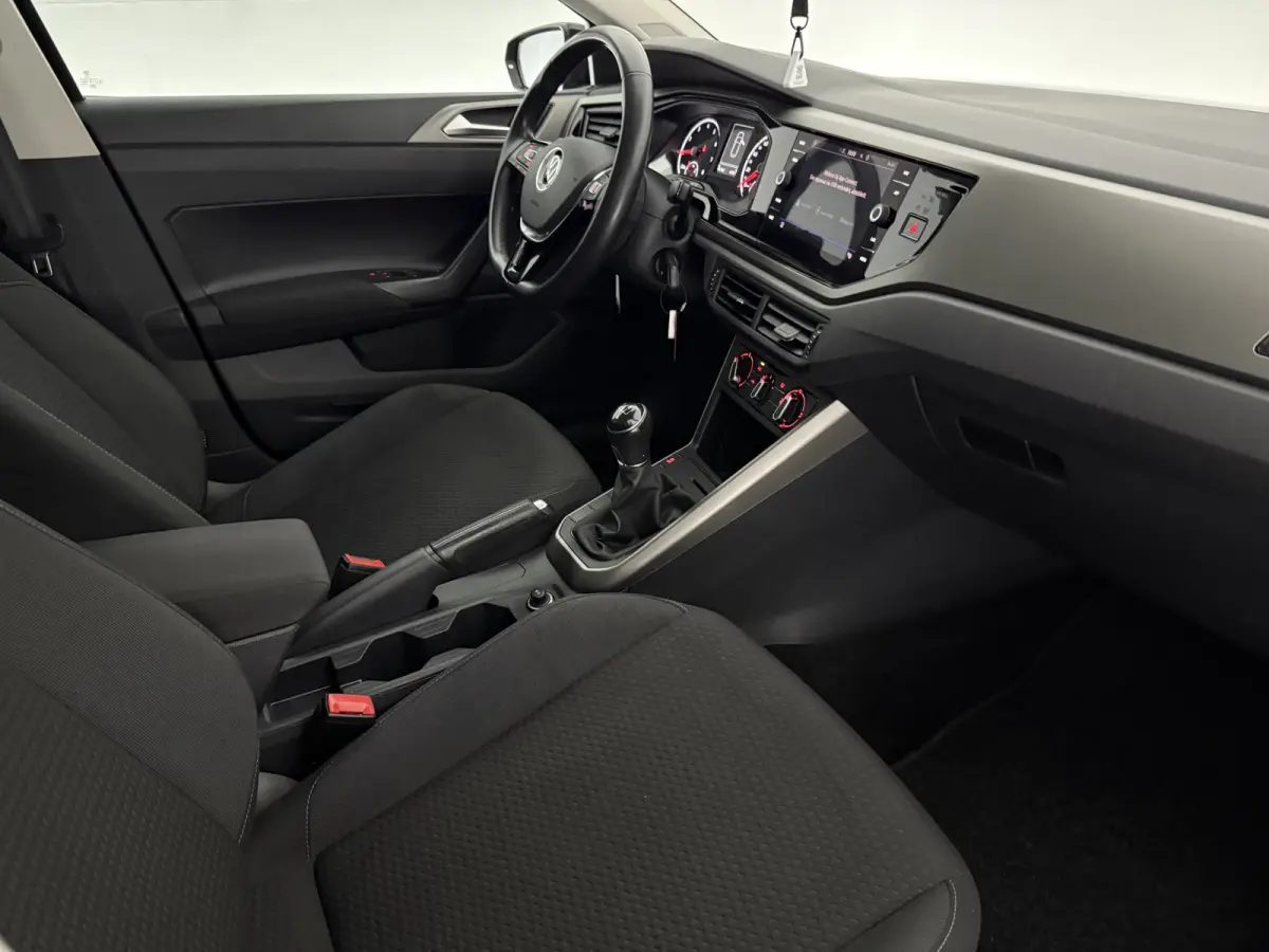 1.0 TSI R-Line | Cruise | Carplay | Airco | LED | Parkeersens. | NAP