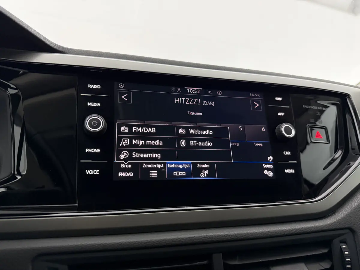 1.0 TSI R-Line | Cruise | Carplay | Airco | LED | Parkeersens. | NAP