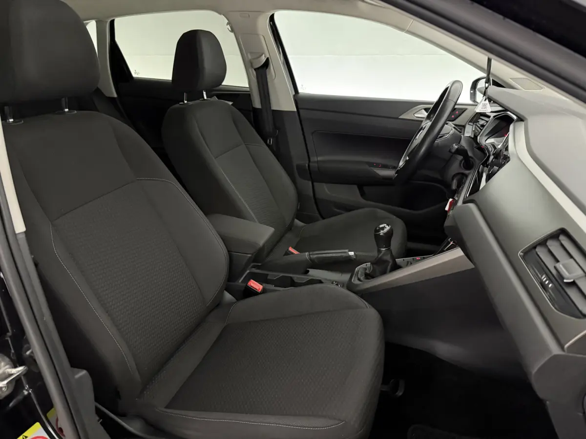 1.0 TSI R-Line | Cruise | Carplay | Airco | LED | Parkeersens. | NAP