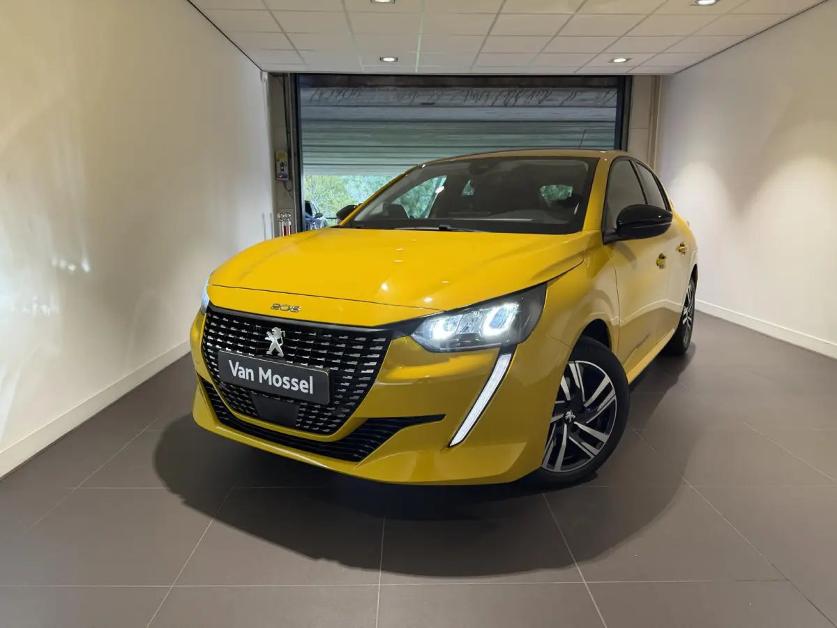 1.2 PureTech Allure Pack | Camera | Stoelverwarming | Climate control | Apple Carplay/Android Auto