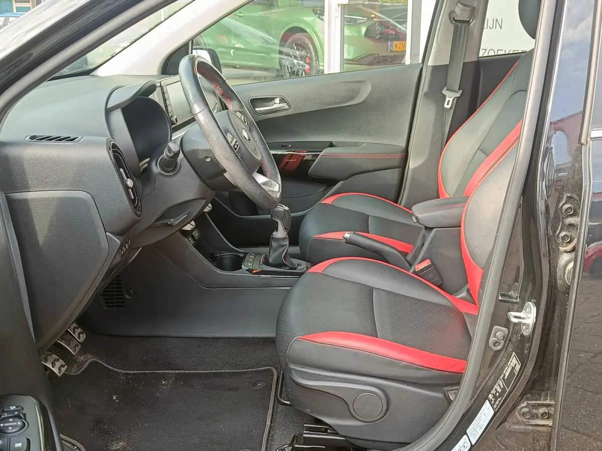 1.0 T-GDI GT-Line | 100pk! | Orig. NL | 1e Eigenaar | Stoelverwarming | Camera | Keyless | Navigatie |