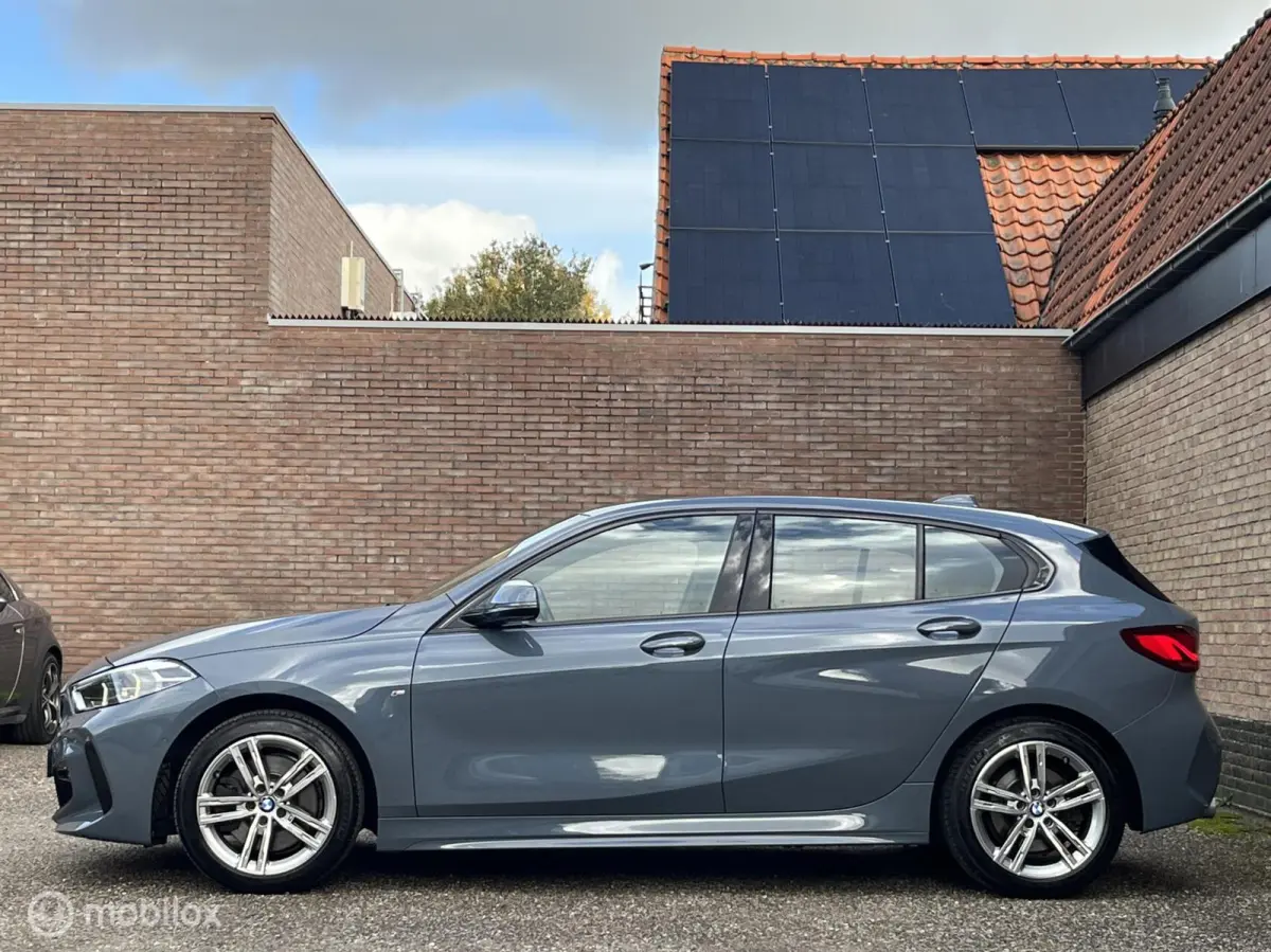 120i Executive