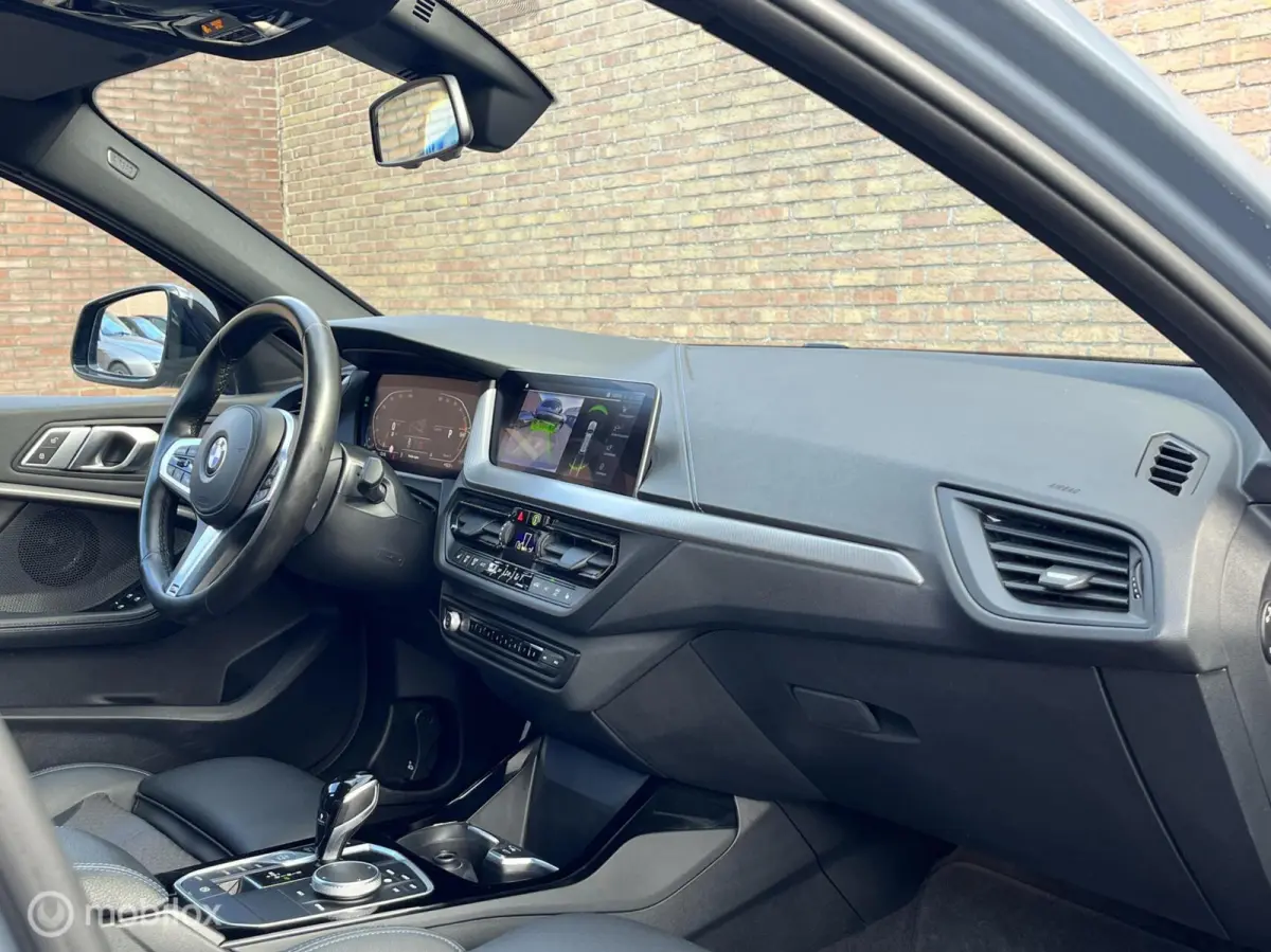 120i Executive