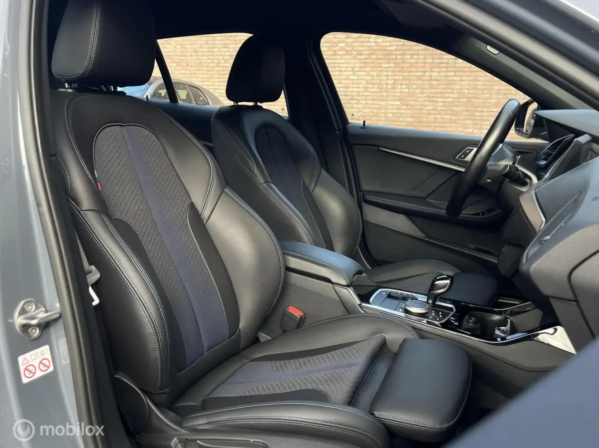 120i Executive