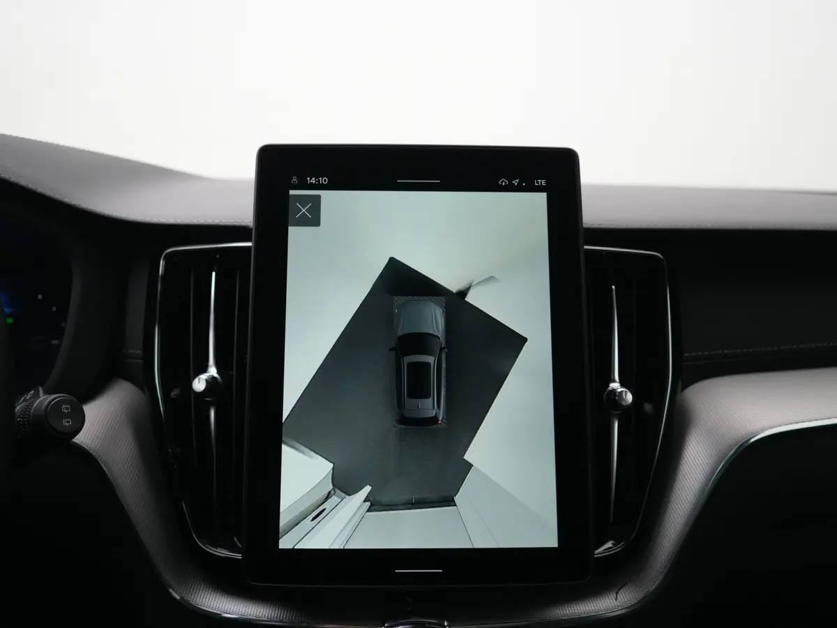 T8 Recharge AWD Ultra Black Edition | Luchtvering | Head-Up | Harman/Kardon | 360° | Panoramadak | 21" | Sportstoel