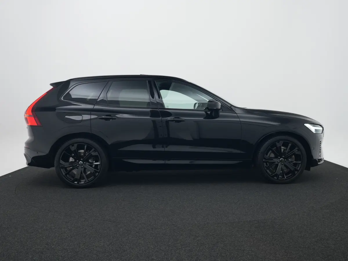 T8 Recharge AWD Ultra Black Edition | Luchtvering | Head-Up | Harman/Kardon | 360° | Panoramadak | 21" | Sportstoel