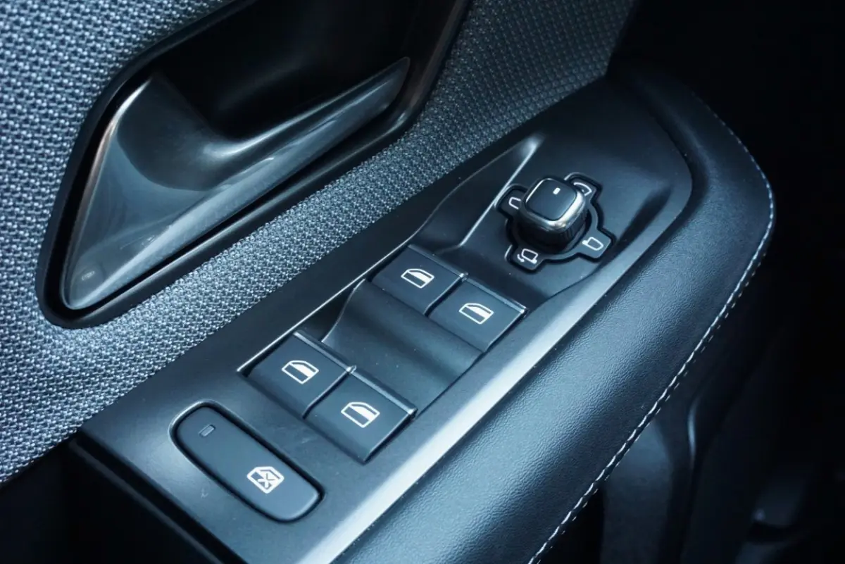 1.2 Turbo Hybrid GS