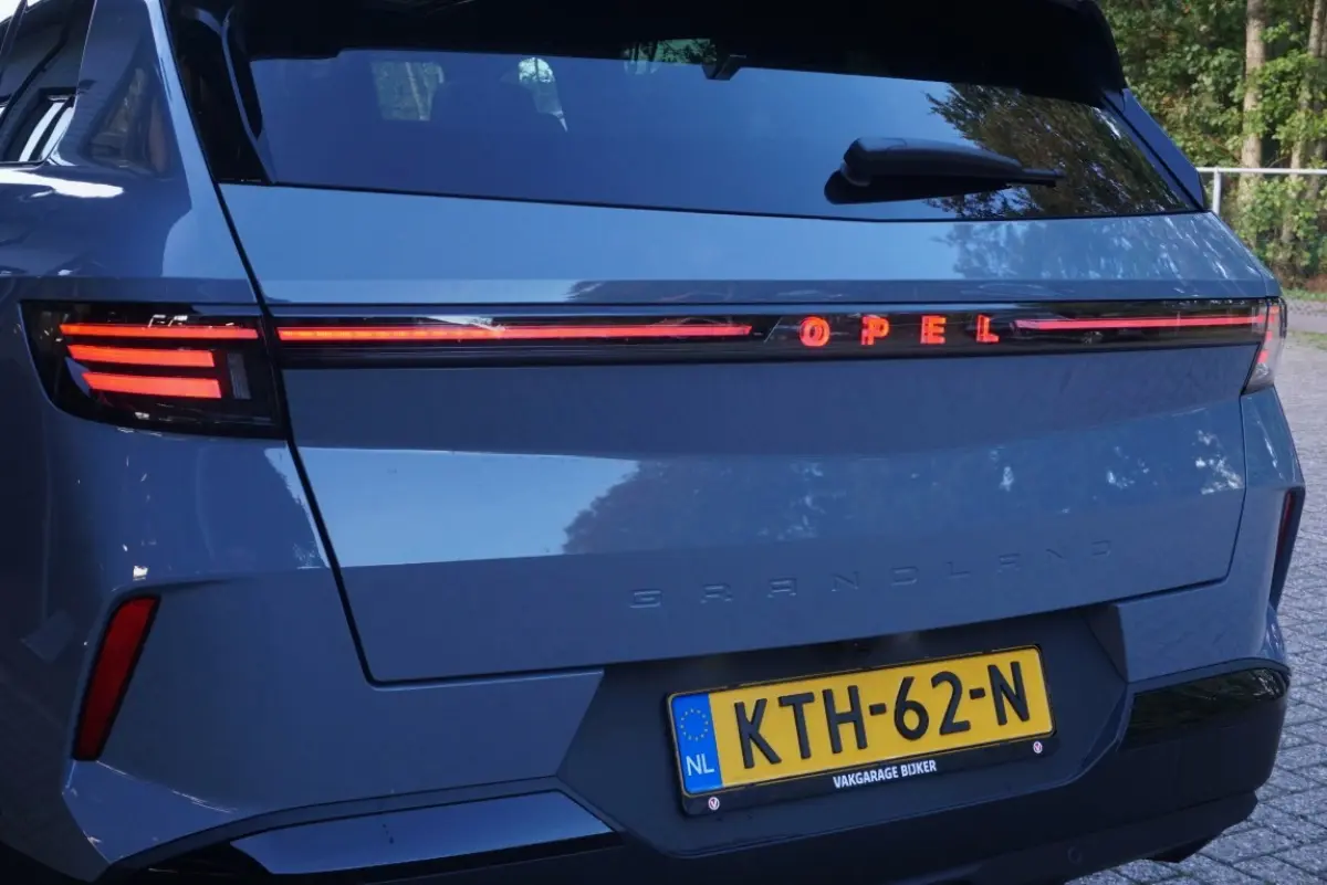 1.2 Turbo Hybrid GS