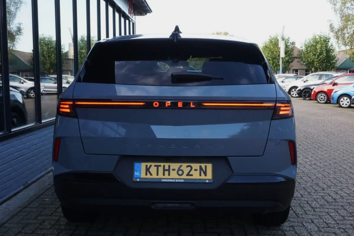 1.2 Turbo Hybrid GS