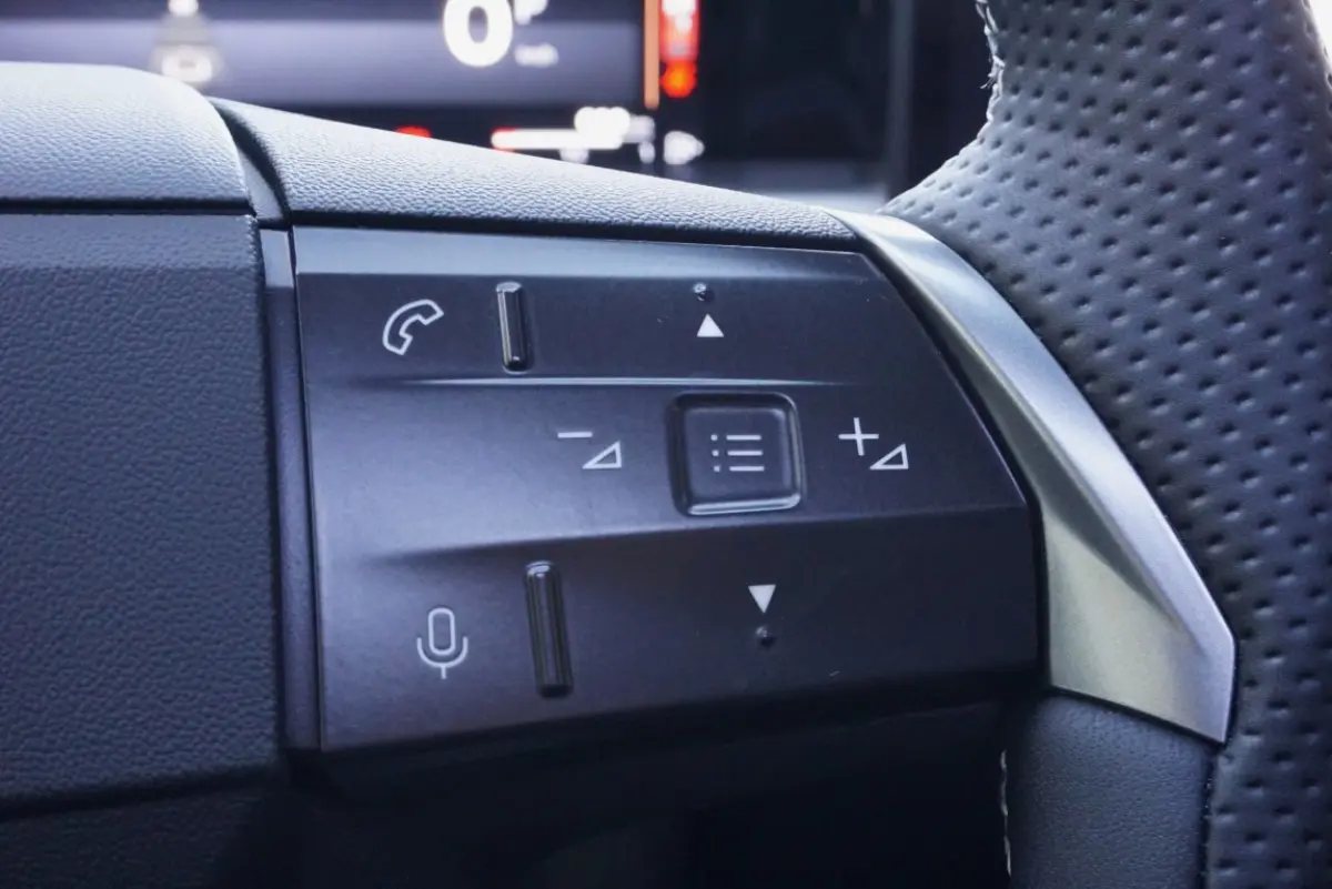 1.2 Turbo Hybrid GS