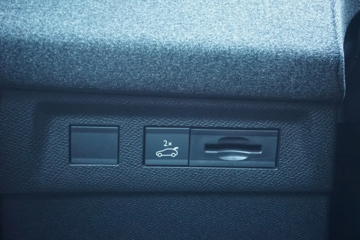 1.2 Turbo Hybrid GS
