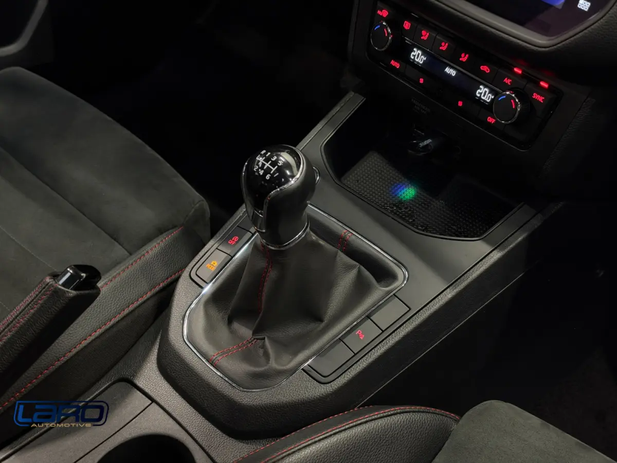 1.0 TSI FR | Pano LED ACC Beats Cam Virtual CarPlay Keyless