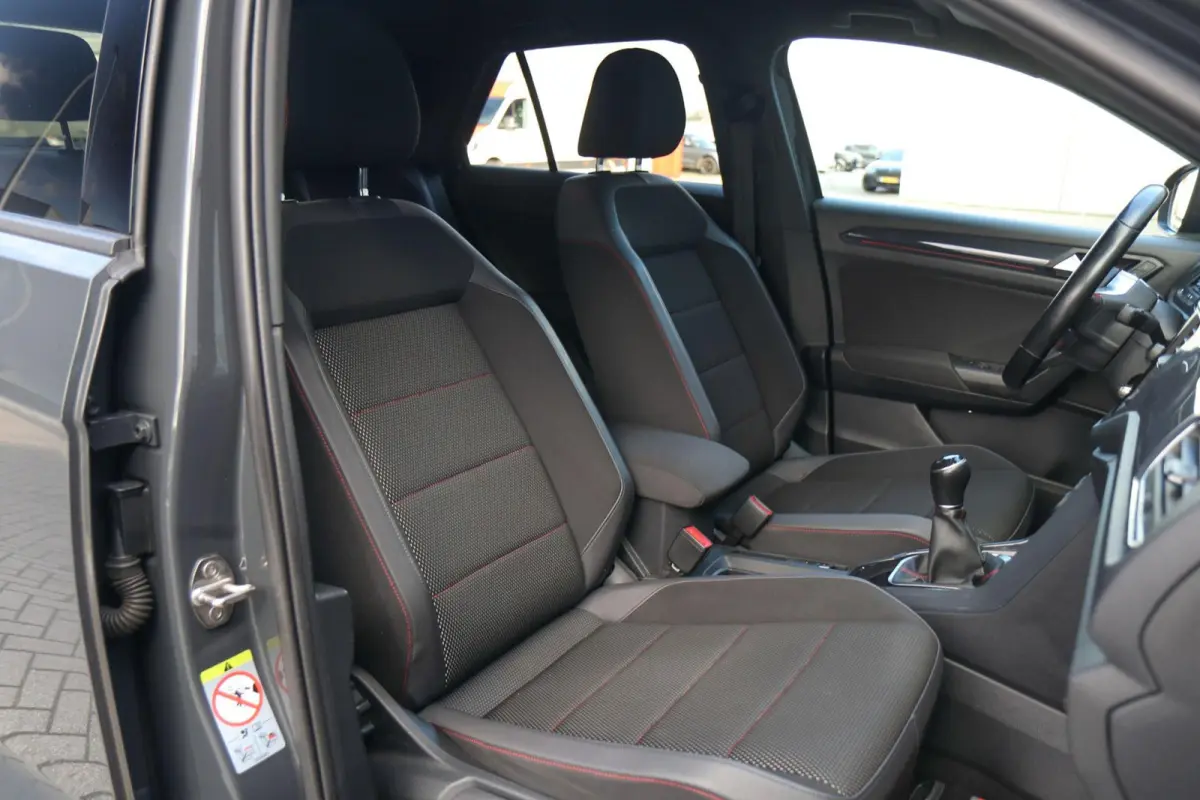 1.5 TSI 150pk Sport | Navigatie | App Connect | Parkeersensoren