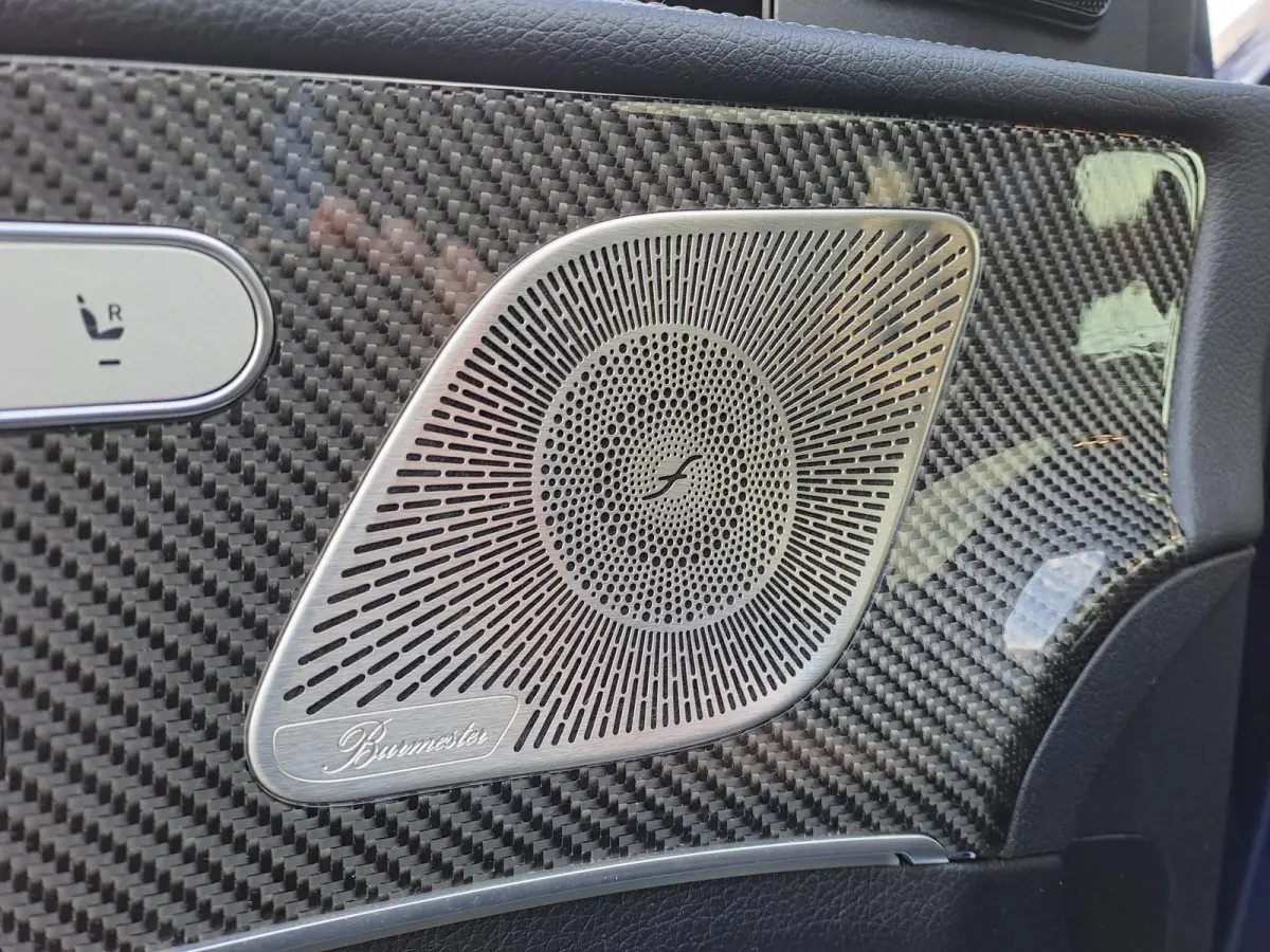 350 e 4MATIC Premium Plus | SOH 98% | BURMESTER AUDIO | LUCHTVERING | PANORAMA- SCHUIFDAK | ELEKTRISCHE STOELEN MET MEMORY | CARBON INTERIEUR AFWERKING | LEER | APPLE CARPLAY / ANDROID AUTO 