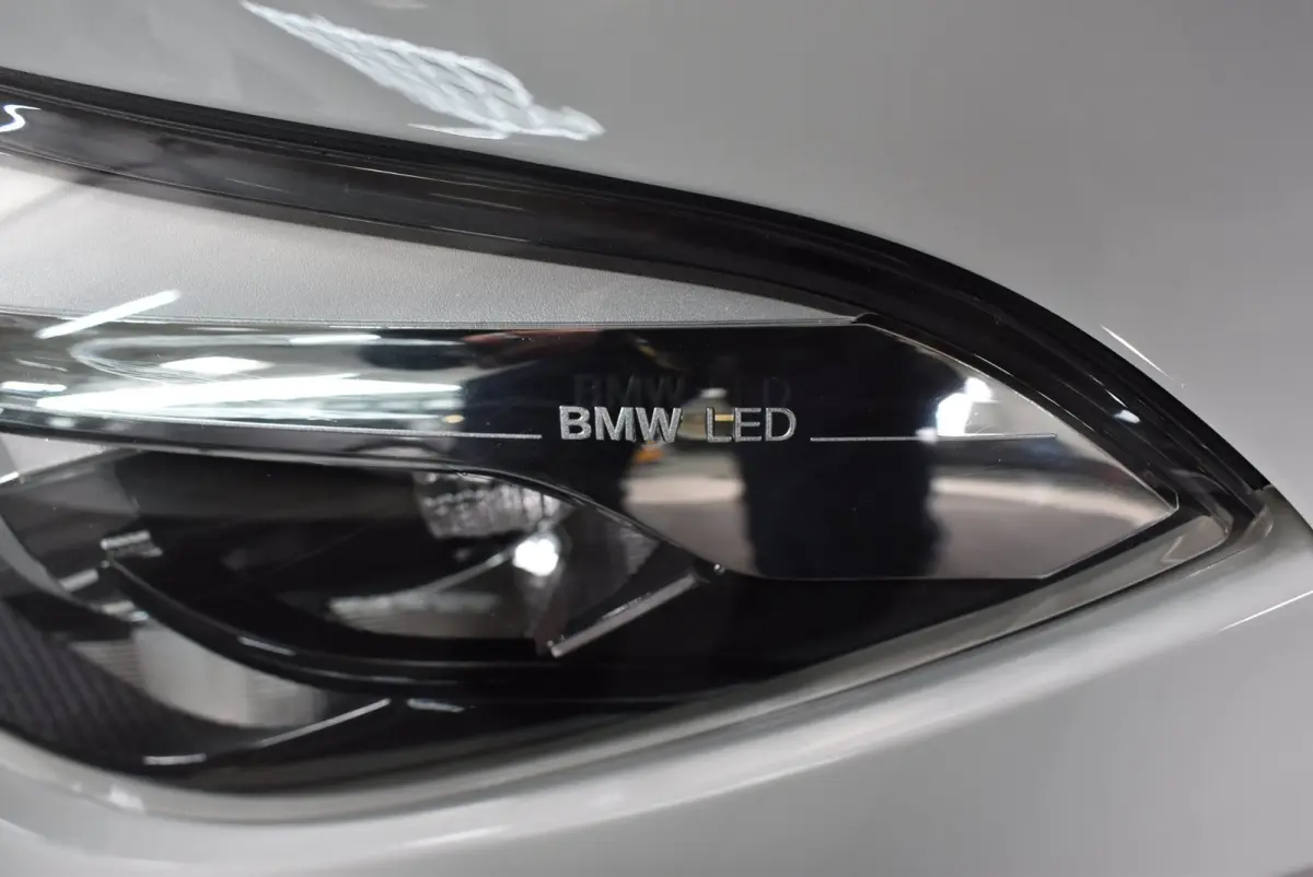 118i Executive M Sport 107dkm Leer LED Automaat NL-auto 18"4S Clima Stoelverw. + Nwe APK