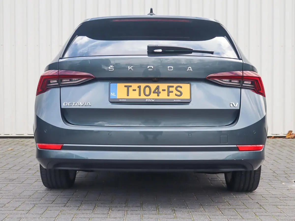 1.4 TSI 204pk PHEV Business Edition Plus | Trekhaak Wegklapbaar | Stuurwiel Verwarmd | Achteruitrijcamera