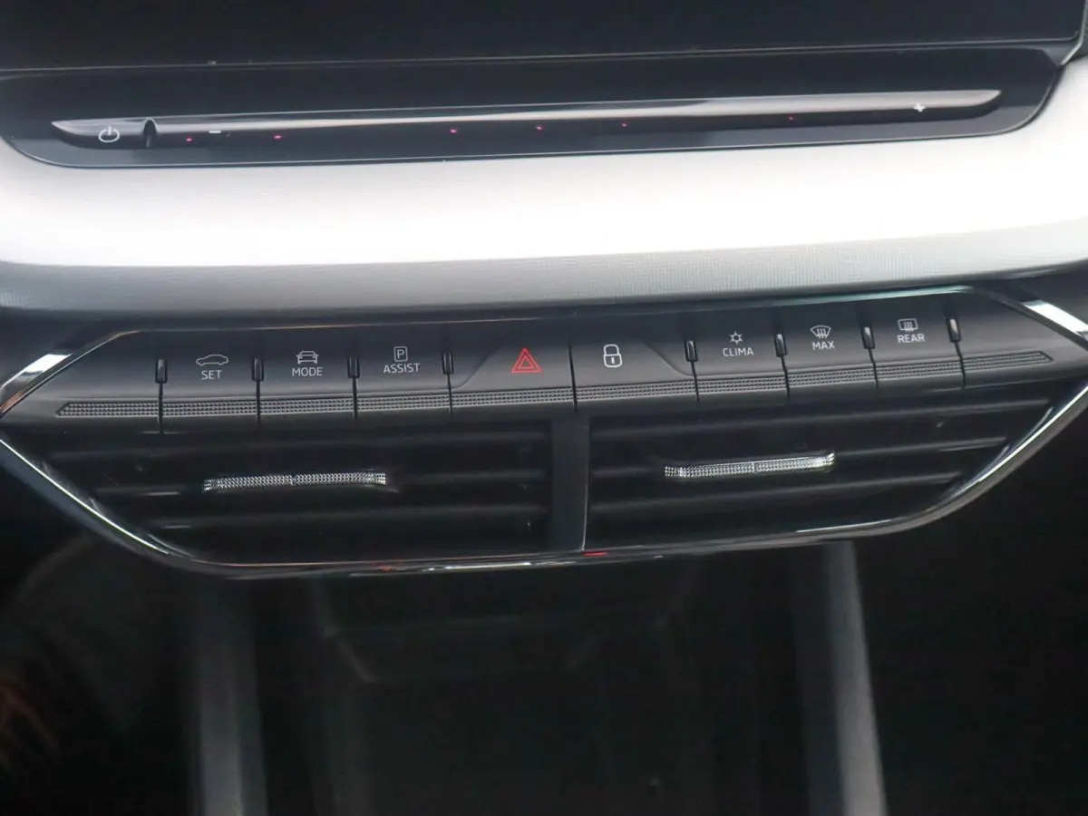 1.4 TSI 204pk PHEV Business Edition Plus | Trekhaak Wegklapbaar | Stuurwiel Verwarmd | Achteruitrijcamera