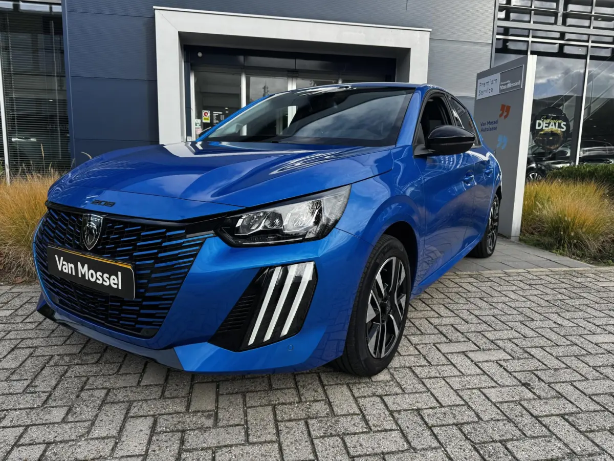 E-Style - STOELVERWARMING - APPLE CARPLAY/ANDROID AUTO - PARKEERSENSOREN