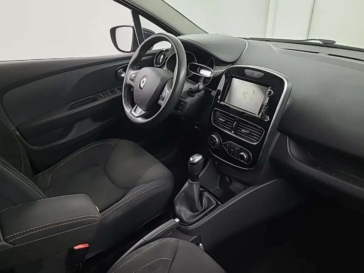 TCe 90 Limited | achteruitrijcamera | climate control | navigatie |