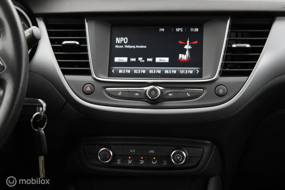 1.2 Turbo 110 PK Edition, App Connect, Full ledverlichting, Cruise, Clima, 28000 KM !