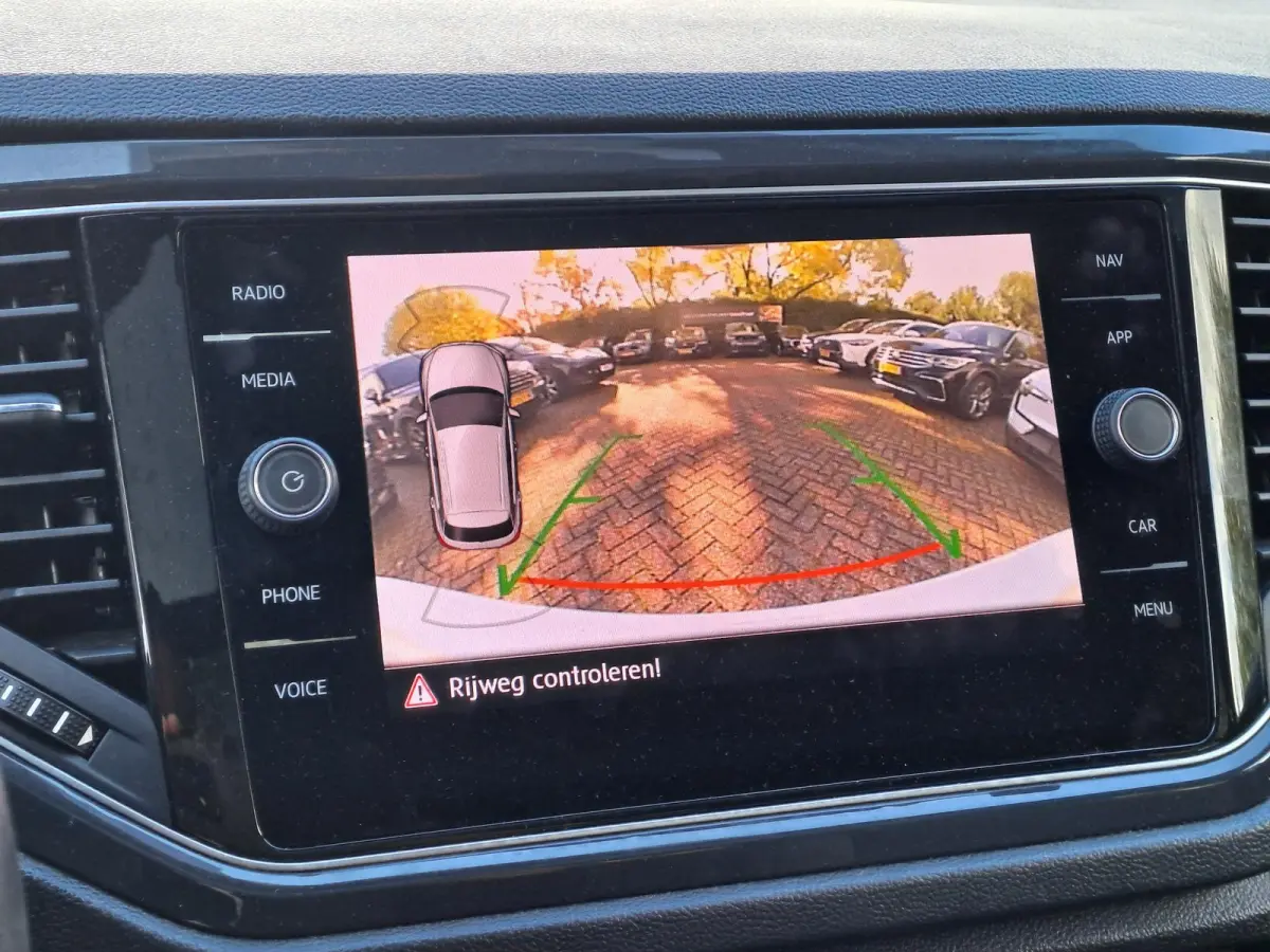 1.5 TSI Sport Business R | PANORAMA-SCHUIFDAK | CAMERA | NAVIGATIE | ZWART DAK