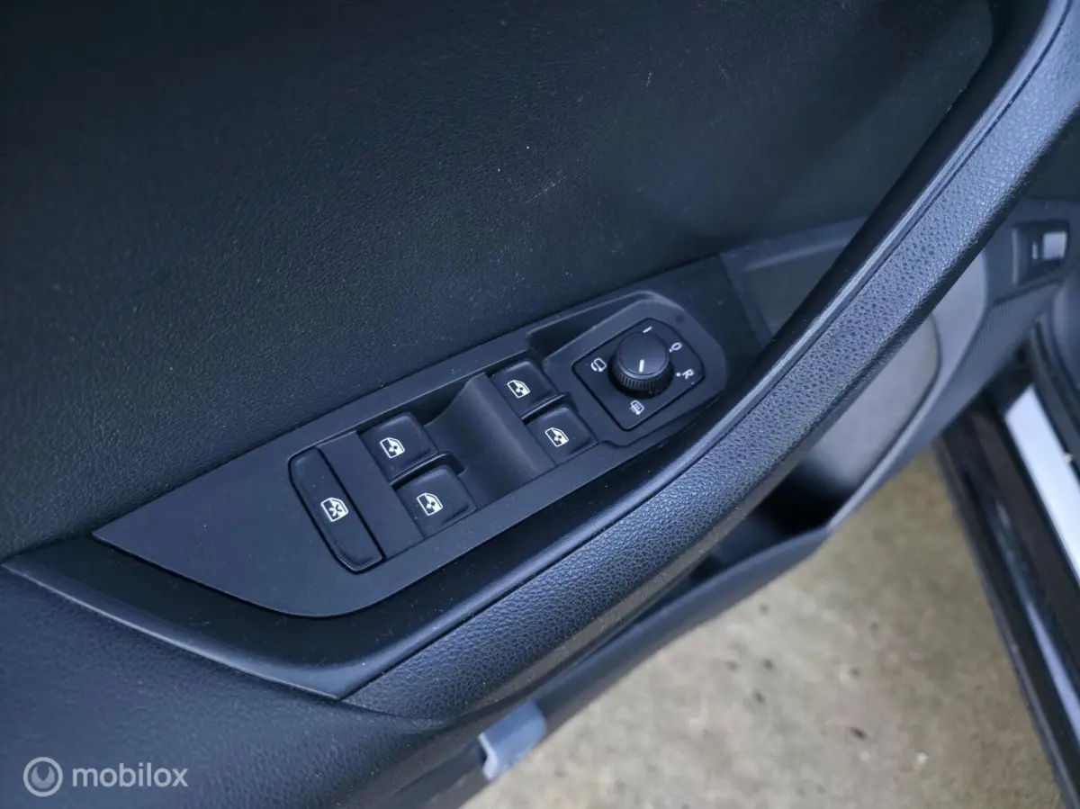 1.5 TSI ACT Sportline / Canton / Leder / Camera