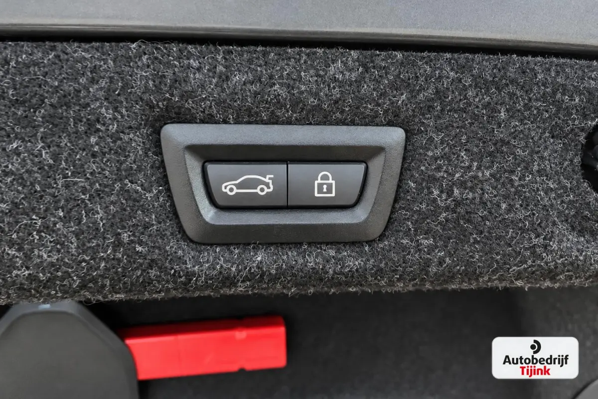 545e xDrive M-Sport Plus | LED Laser | Trekhaak | Schuif/kanteldak | HUD | Driving Ass. Plus | Comfort Access | Parking Pack | Safety Pack | Elek. stoel | Elek. achterklep | Vol |