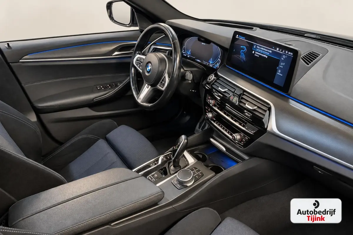 545e xDrive M-Sport Plus | LED Laser | Trekhaak | Schuif/kanteldak | HUD | Driving Ass. Plus | Comfort Access | Parking Pack | Safety Pack | Elek. stoel | Elek. achterklep | Vol |