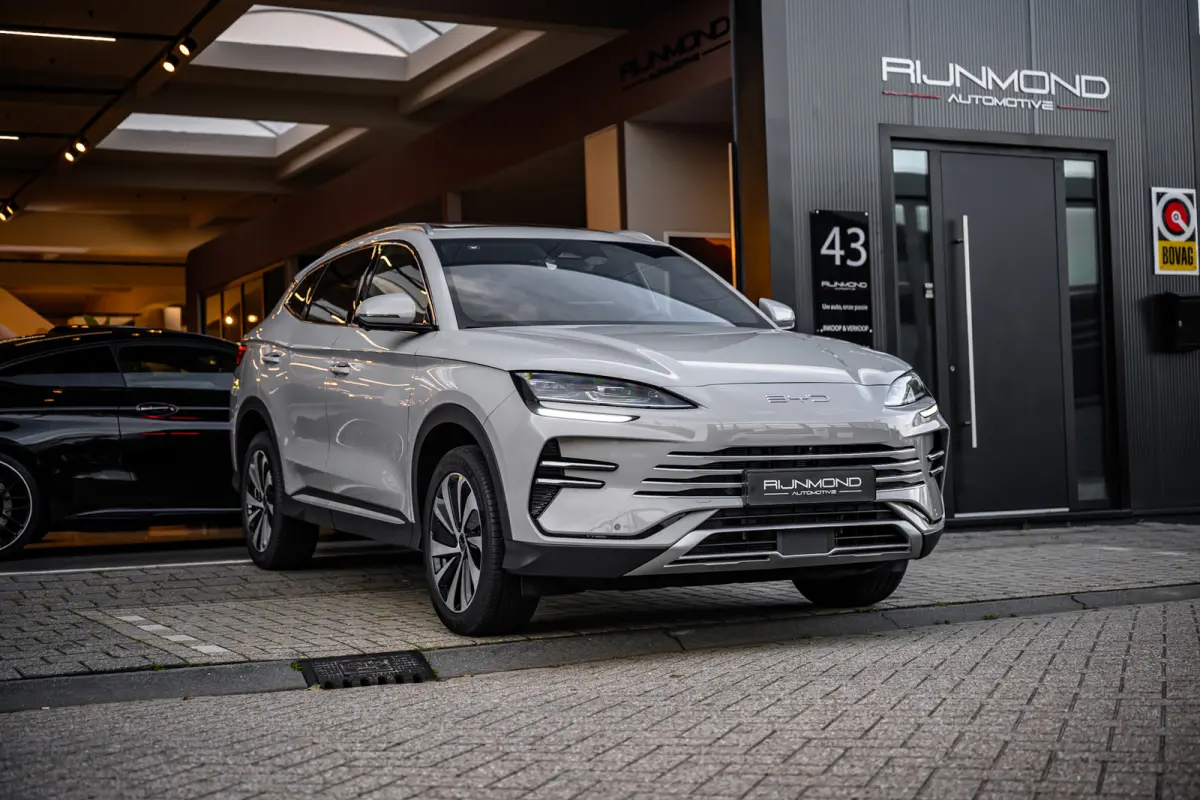 1.5 DM-i FWD Boost| Plug-in Hybrid | 360° Camera | ACC | Lane Assist | Leder | Keyless | CarPlay | LED