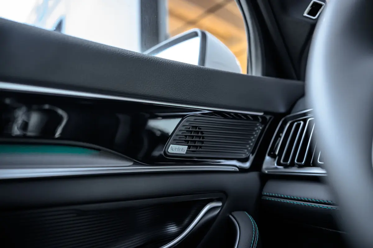 1.5 DM-i FWD Boost| Plug-in Hybrid | 360° Camera | ACC | Lane Assist | Leder | Keyless | CarPlay | LED