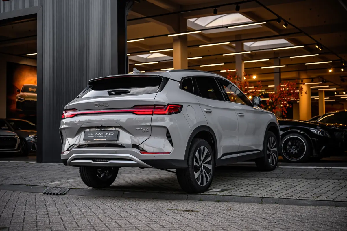 1.5 DM-i FWD Boost| Plug-in Hybrid | 360° Camera | ACC | Lane Assist | Leder | Keyless | CarPlay | LED