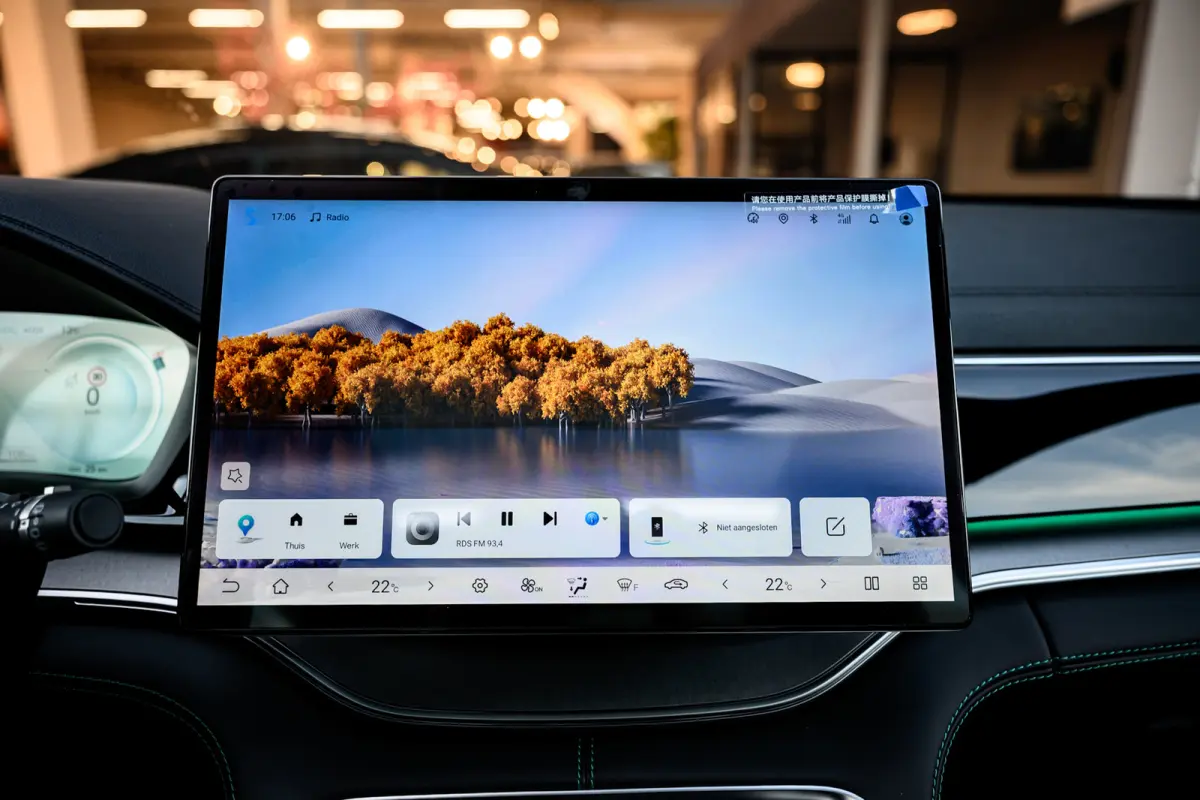 1.5 DM-i FWD Boost| Plug-in Hybrid | 360° Camera | ACC | Lane Assist | Leder | Keyless | CarPlay | LED