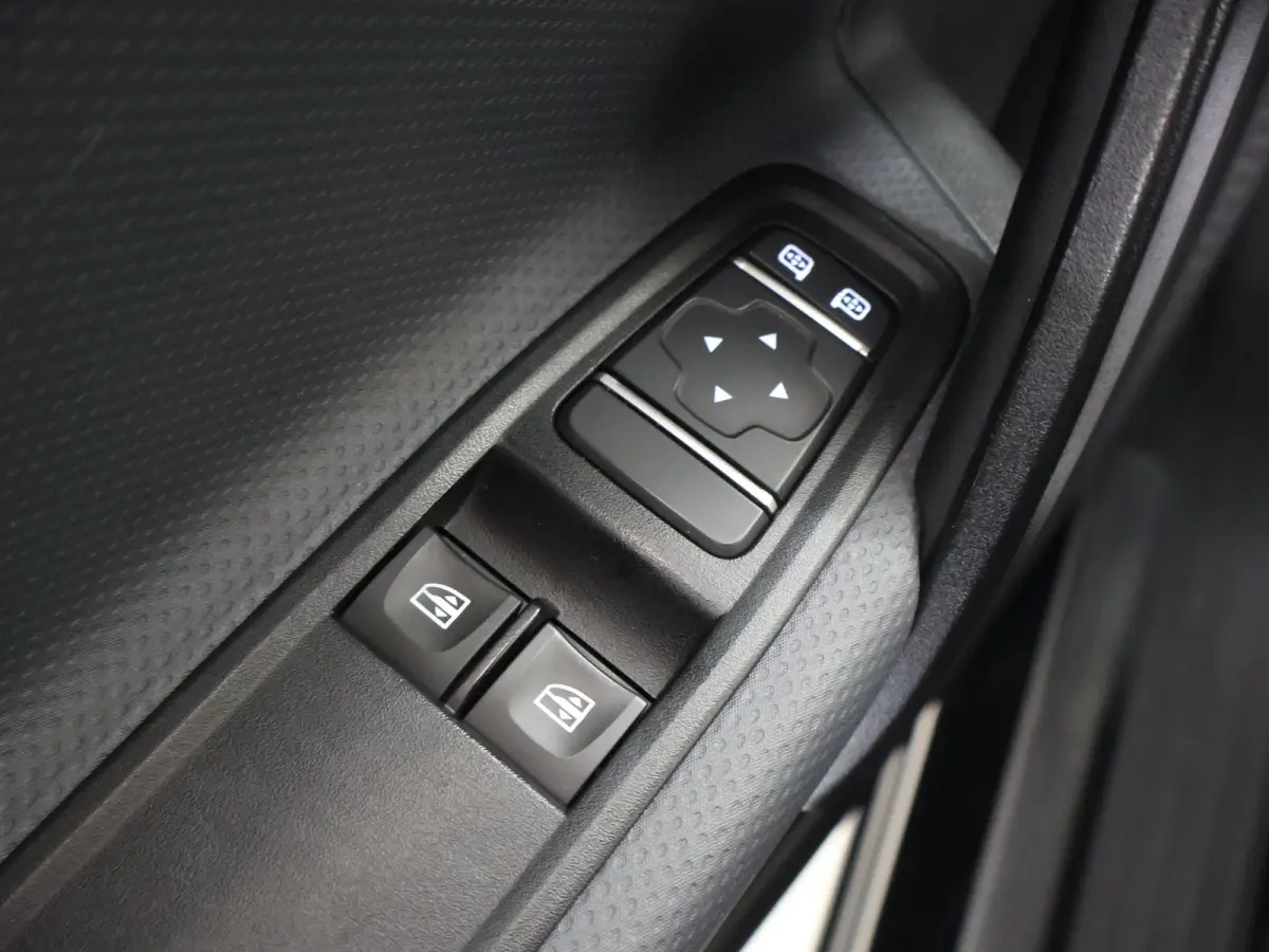 112 CDI | AUT. | L2 | PRO | LM VELGEN | NAVIGATIE | PARKEERCAMERA | APPLE CARPLAY | BUMPERS IN KLEUR | CRUISE CONTROL | CERTIFIED