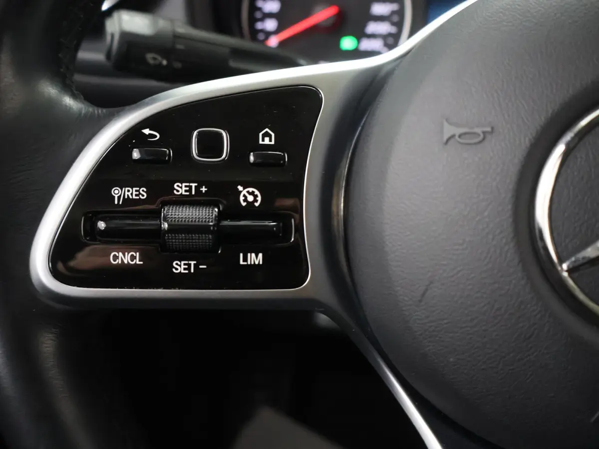 112 CDI | AUT. | L2 | PRO | LM VELGEN | NAVIGATIE | PARKEERCAMERA | APPLE CARPLAY | BUMPERS IN KLEUR | CRUISE CONTROL | CERTIFIED