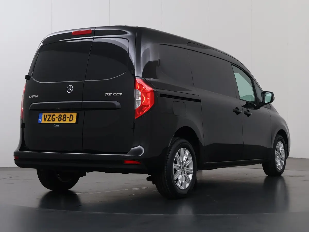 112 CDI | AUT. | L2 | PRO | LM VELGEN | NAVIGATIE | PARKEERCAMERA | APPLE CARPLAY | BUMPERS IN KLEUR | CRUISE CONTROL | CERTIFIED