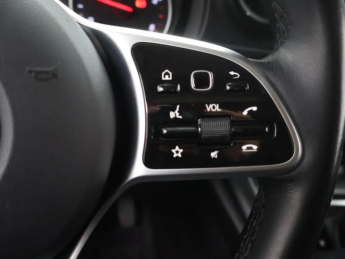 112 CDI | AUT. | L2 | PRO | LM VELGEN | NAVIGATIE | PARKEERCAMERA | APPLE CARPLAY | BUMPERS IN KLEUR | CRUISE CONTROL | CERTIFIED